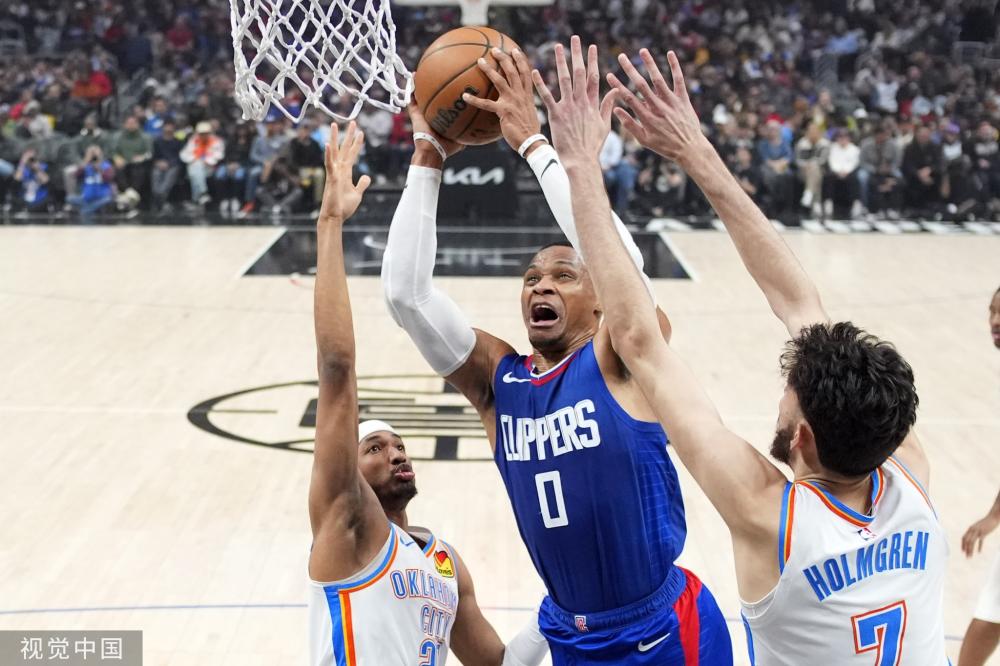 而湖人同期 而湖人同期