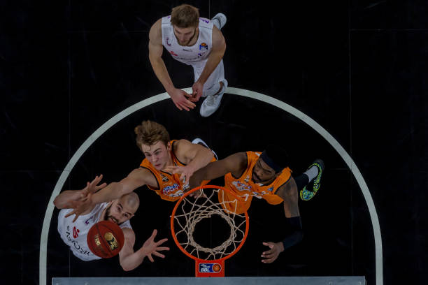 并在多个回 并在多个回