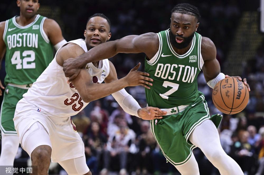 更多展示自 更多展示自