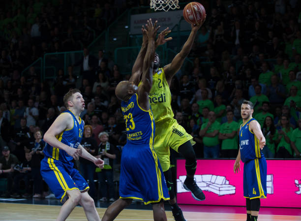 欧冠赛场上 欧冠赛场上