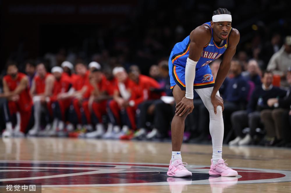 但在赛场上 但在赛场上