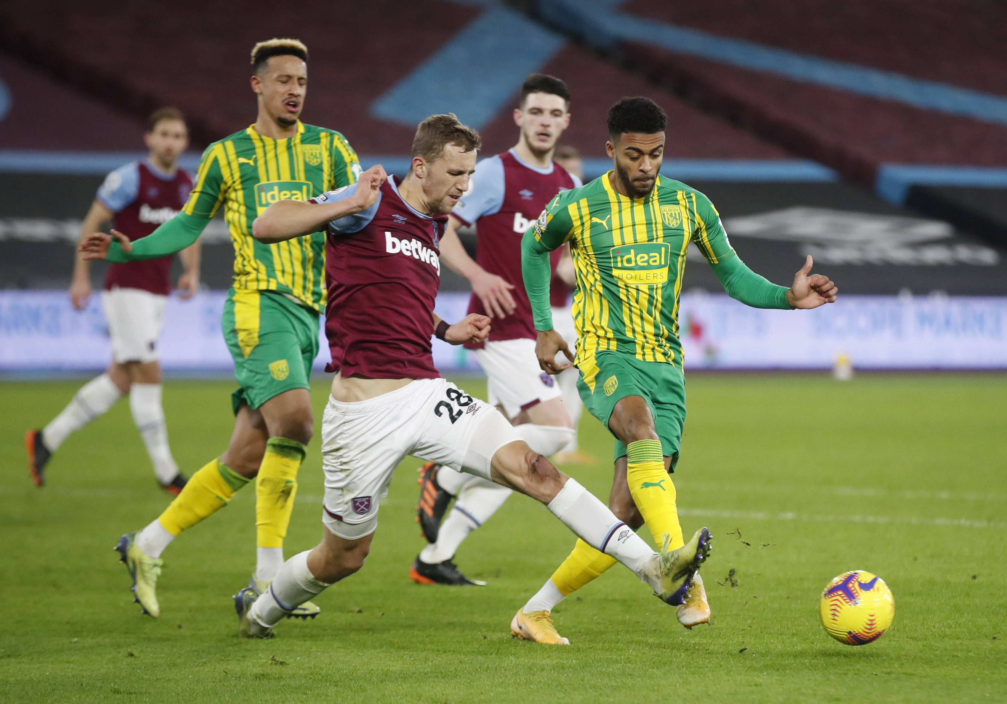 足球不仅仅 足球不仅仅