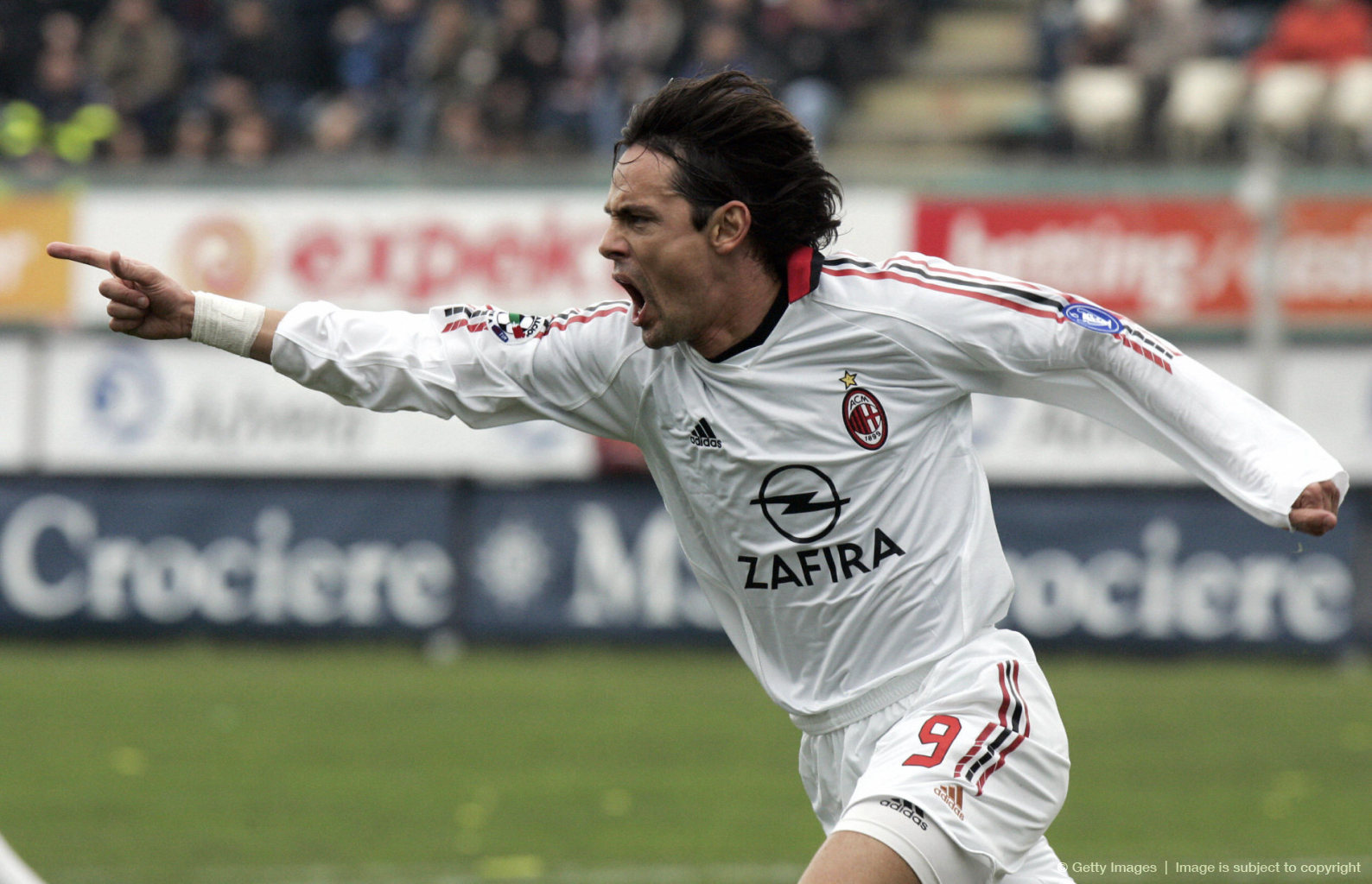 1险胜沙特 1险胜沙特