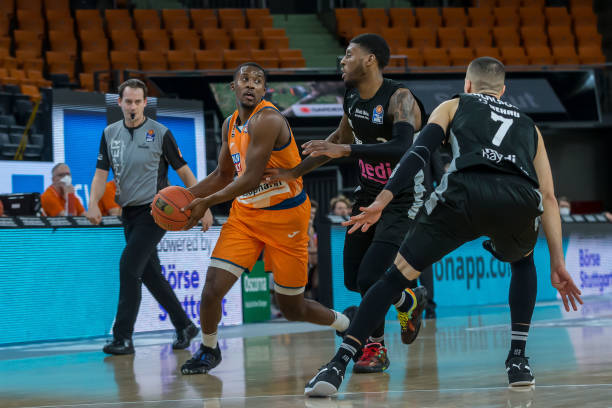 守压力分布 守压力分布