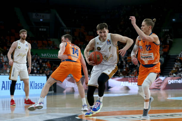 在面对不同 在面对不同